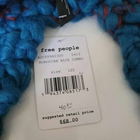NWT Free People MOROCCAN BLUE COMBO Beanie Hat Pom Pom Knit - Picture 4 of 8